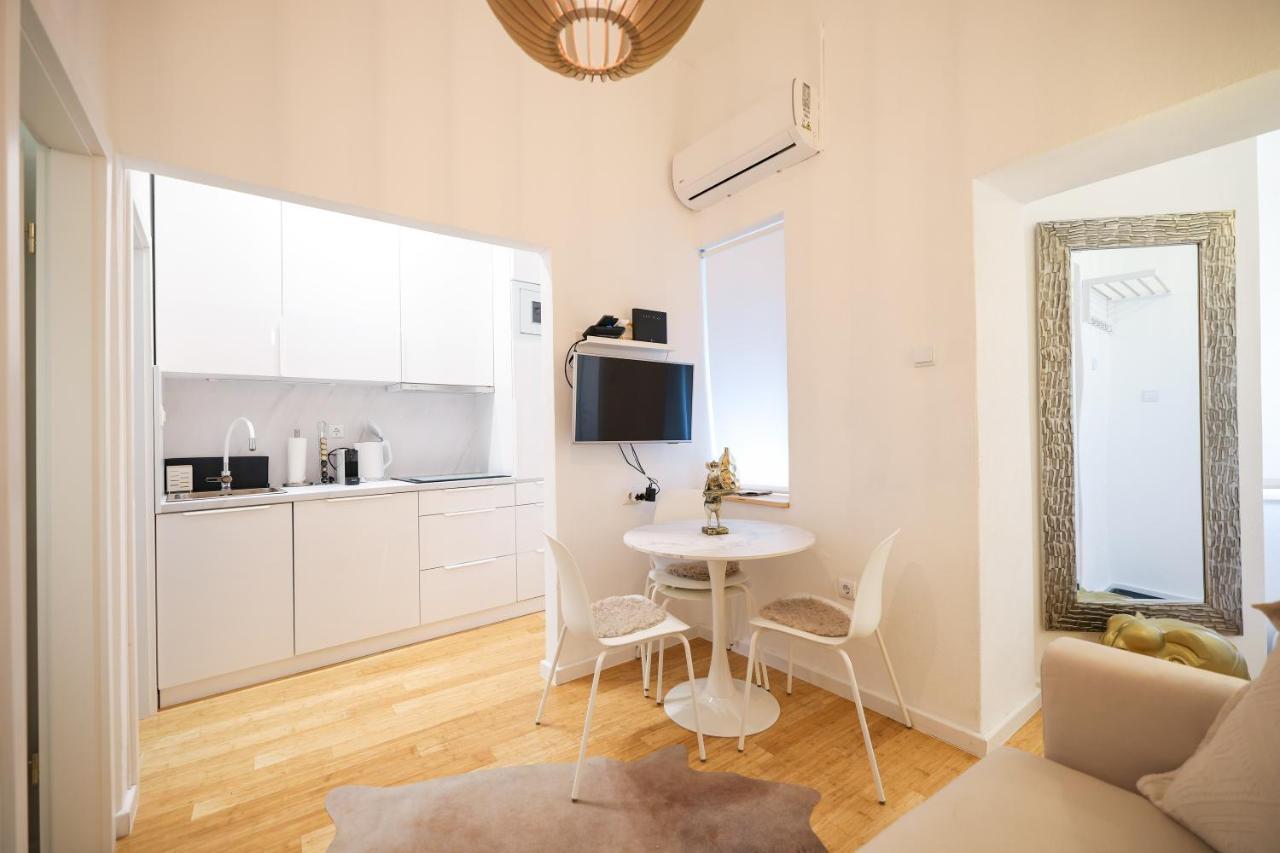 Iadra Apartment In City Center Задар Екстер'єр фото